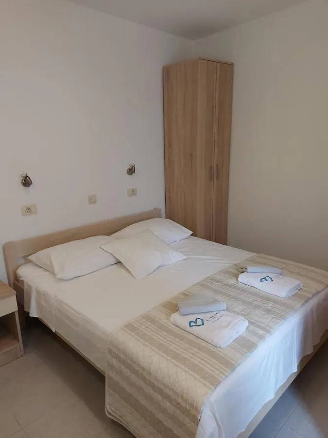 Apartments Jelicic Biograd Na Moru