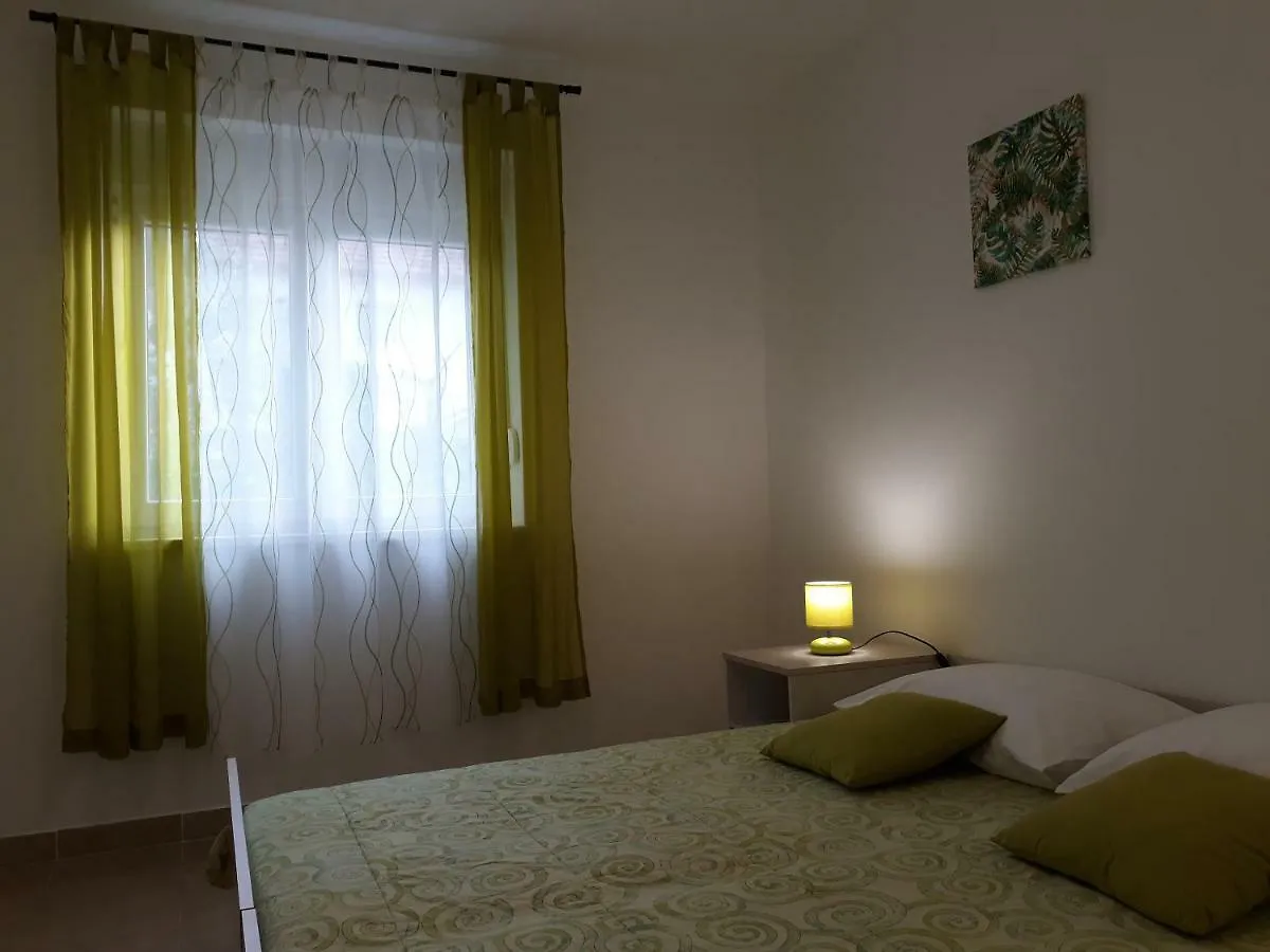 Apartments Jelicic Biograd Na Moru