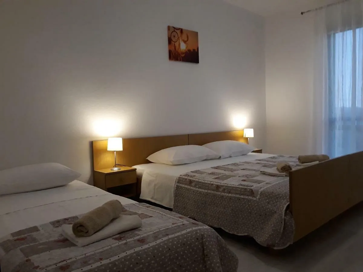 Apartments Jelicic Biograd Na Moru 0*,  Chorvatsko